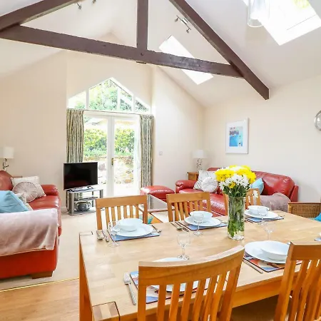 Holiday home Ferngully St Columb Major